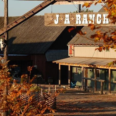 J A Ranch Bed & Breakfast Stromsnasbruk Buitenkant foto